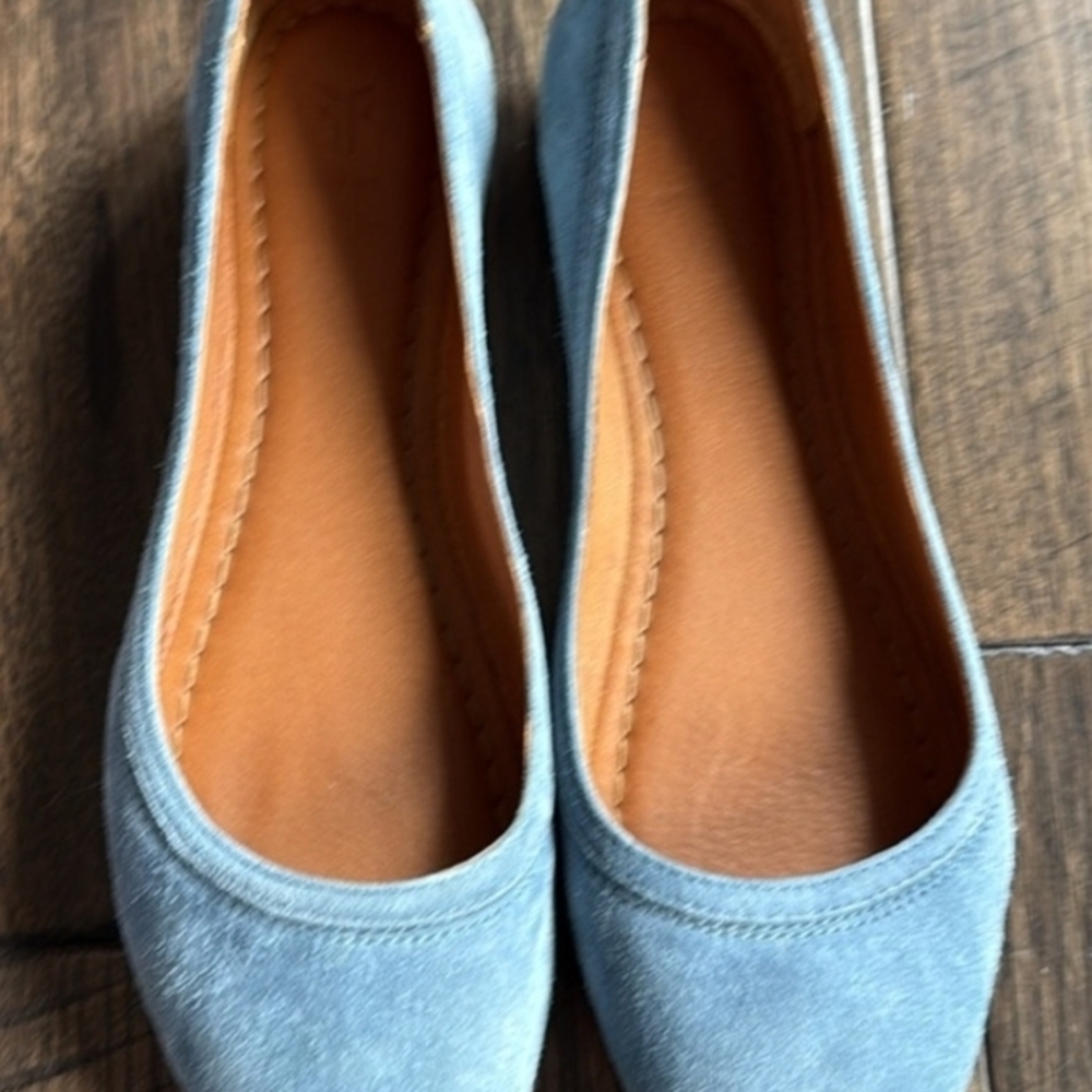FRYE AND CO. Light Blue Suede Flats